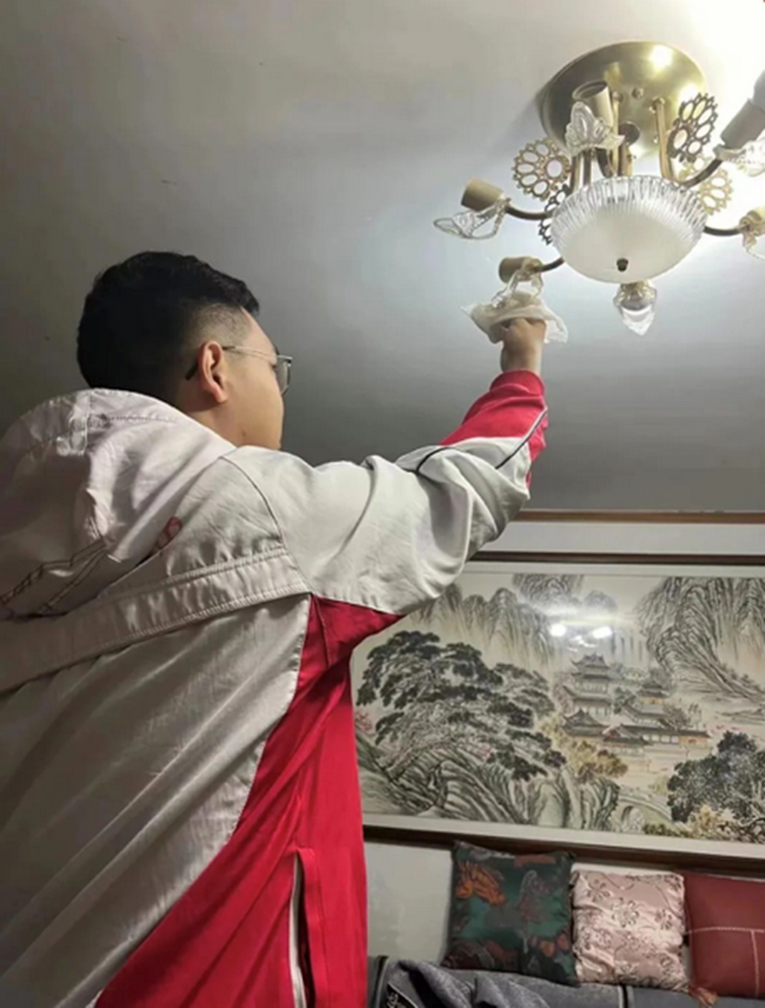 image066.png image066.png